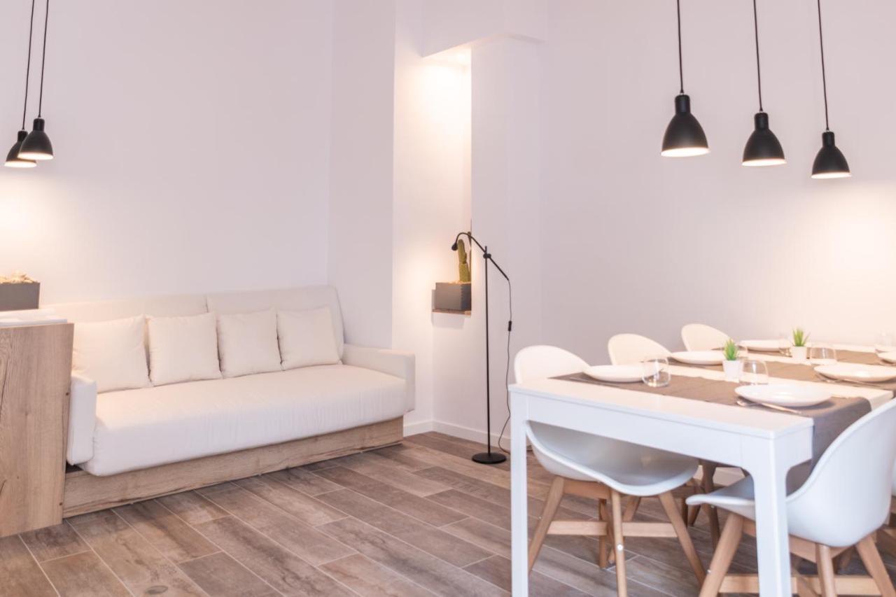 Apartamento NUEVO luminoso y con terrazas junto a la playa Sant Feliu de Guíxols Exterior foto