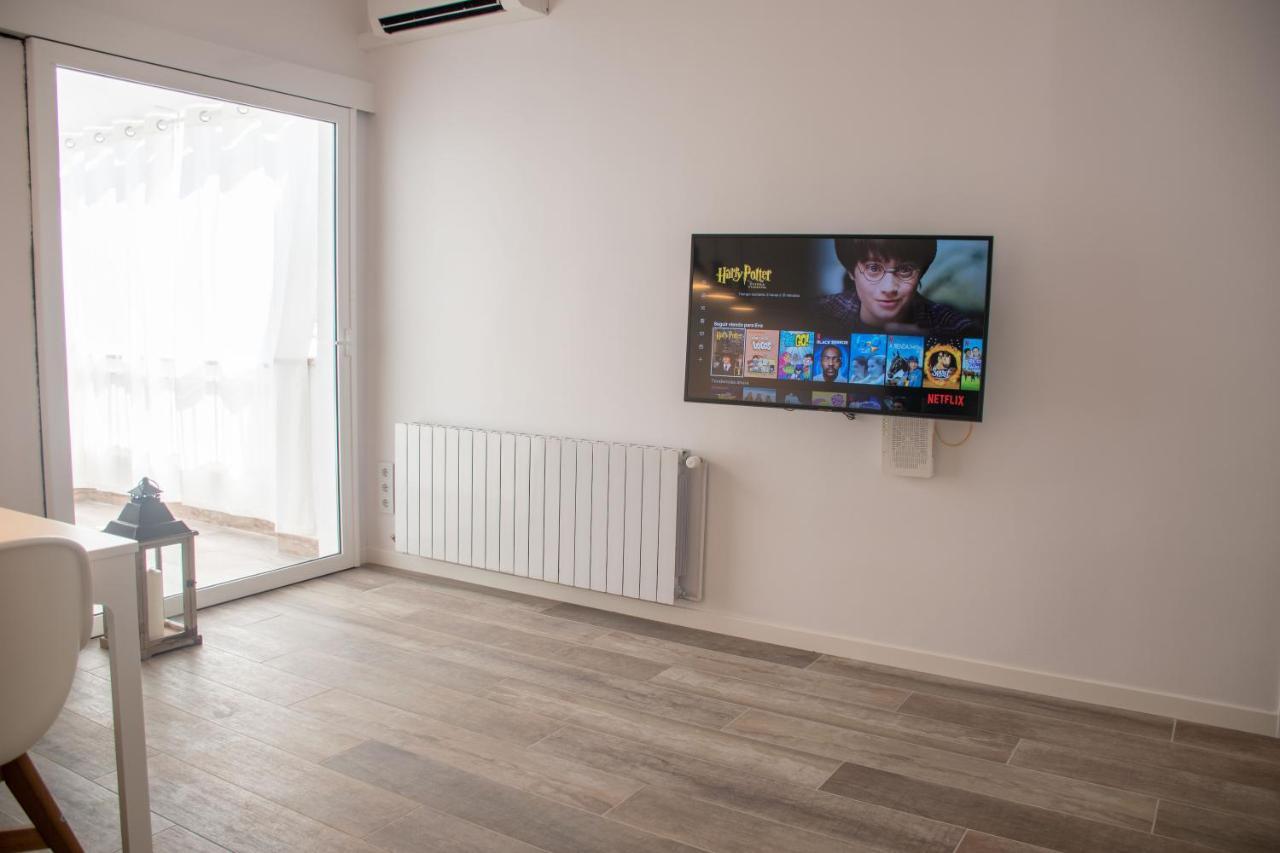 Apartamento NUEVO luminoso y con terrazas junto a la playa Sant Feliu de Guíxols Exterior foto